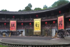 无锡三国城-赤壁栈道之刘关张