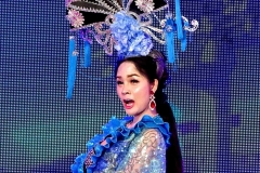 泰国国际人妖秀歌舞-泰国人妖