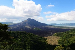 巴厘岛京打玛尼火山巴杜尔湖-京打玛尼火山